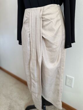 Express Linen Blend Wrap Skirt NWT Beige Midi Draped Front Size 4